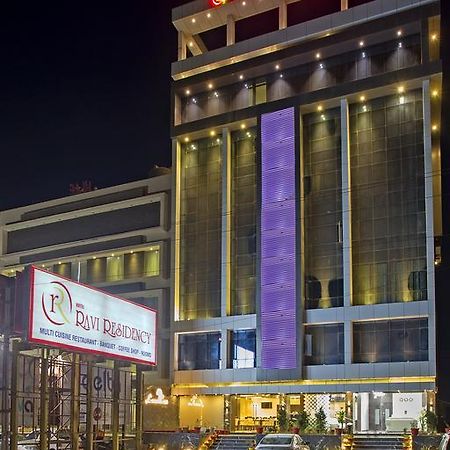 Hotel Ravi Residency Morbi Esterno foto