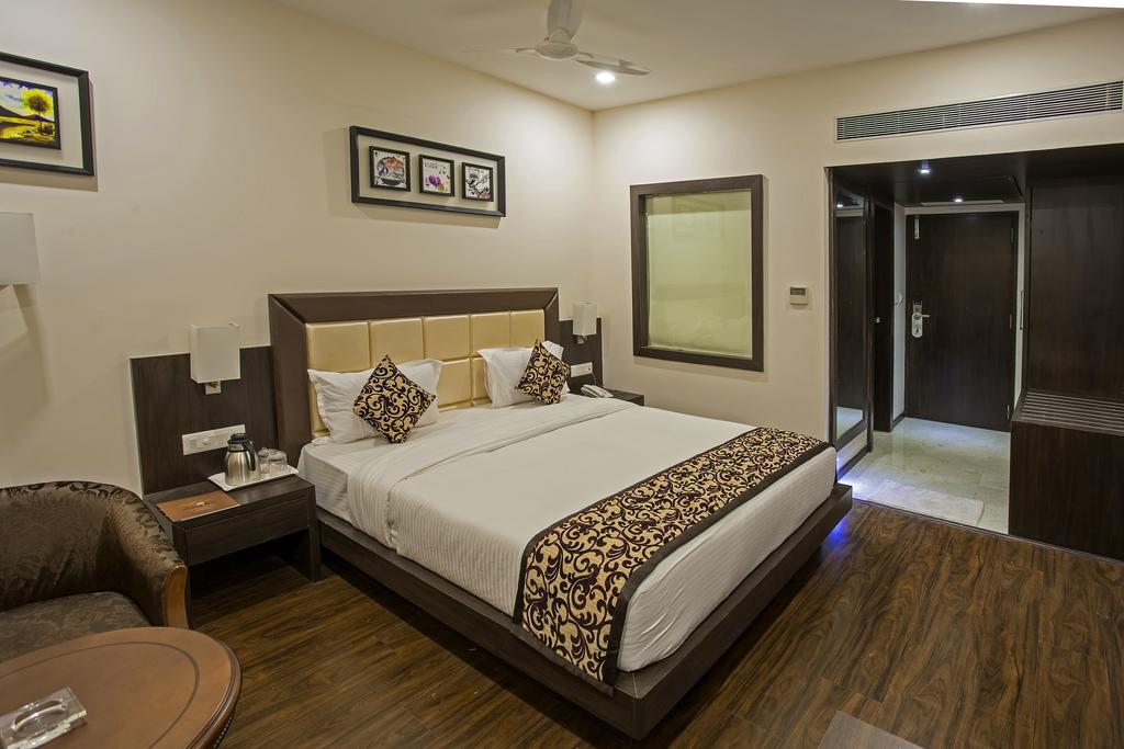 Hotel Ravi Residency Morbi Camera foto