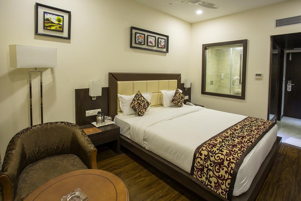 Hotel Ravi Residency Morbi Camera foto