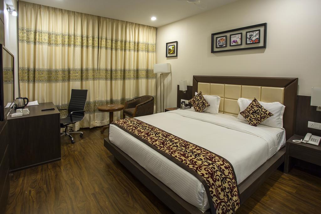 Hotel Ravi Residency Morbi Camera foto