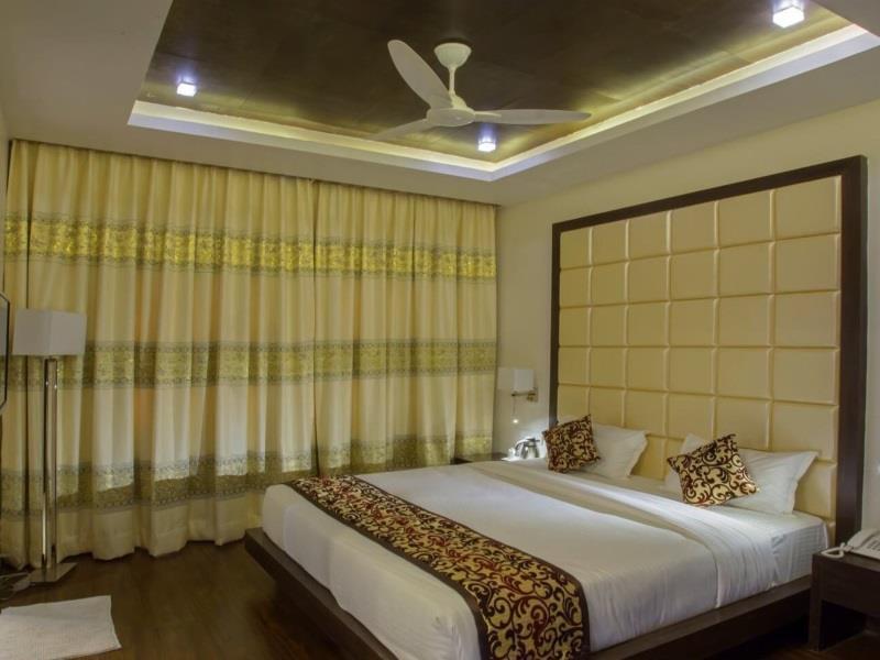 Hotel Ravi Residency Morbi Esterno foto
